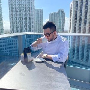 Meet your Posher, Nicolas